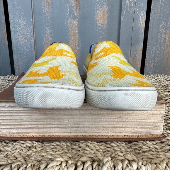 Rothy's Kids Yellow Puppy Camo Sneaker Unisex Sz K12 - Picture 4 of 16